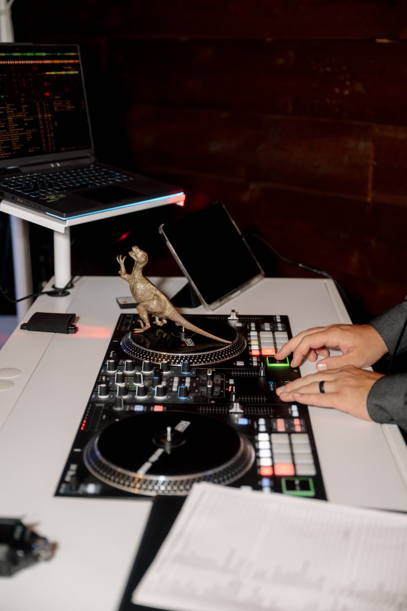 Michigan wedding reception Noah DeVoe DJ'd